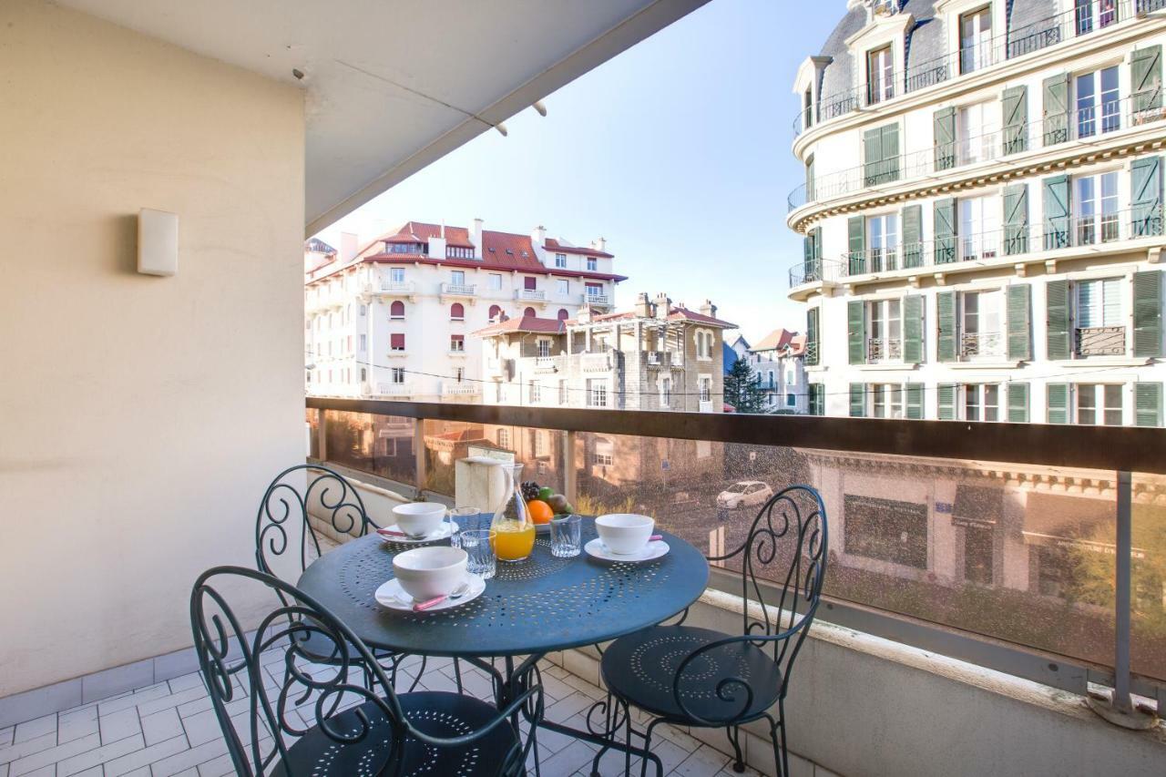 Welkeys Apartment - Pellot Biarritz Eksteriør billede